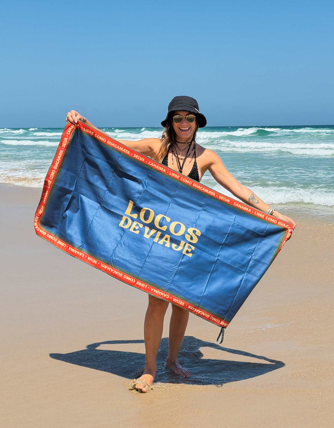 Toalla de Microfibra Mediana - Plumas | Dos Locos de Viaje