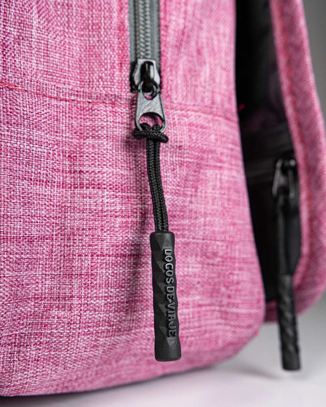 Neceser de Viaje Rosado | Dos Locos de Viaje